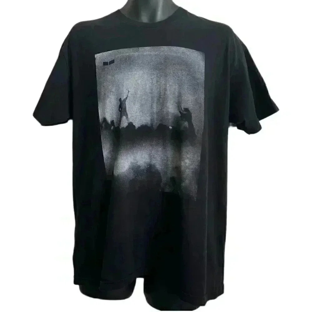 VESTAL | Unisex Graphic Concert Tee | Black | Size L